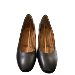 Söfft Black Leather Pumps – Size 11